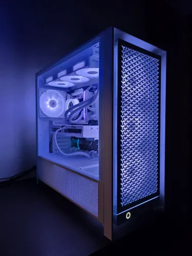 Gabinete Corsair 5000D