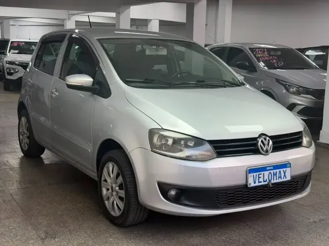 Volkswagen Fox 1.6 MI Total Flex 8V 5P 2011