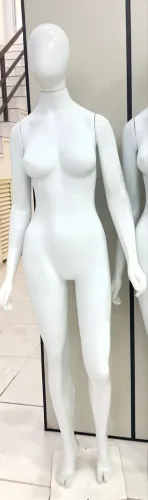 Manequim branco cabeça de ovo corpo inteiro 