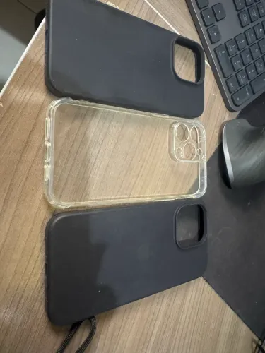 3 capas iphone doacao