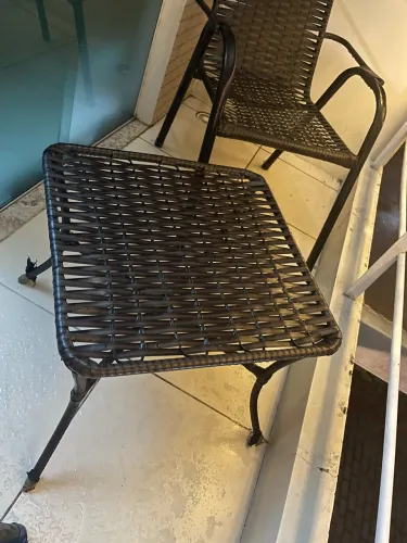 Conjunto de Cadeiras Juncadas E Mesa De Centro Juncada