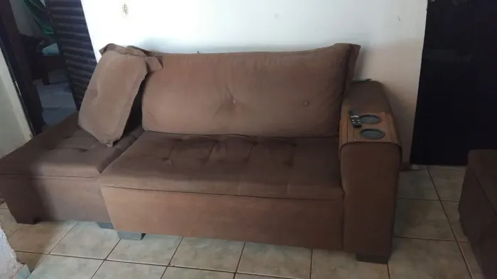 Mesa e sofá 