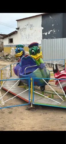 Vende se park diversões completo,com eventos do ano todo garantido 