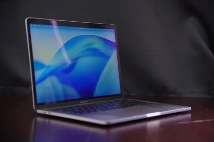 MacBook Pro 13" M1 (2020) 8GB RAM / 512GB SSD