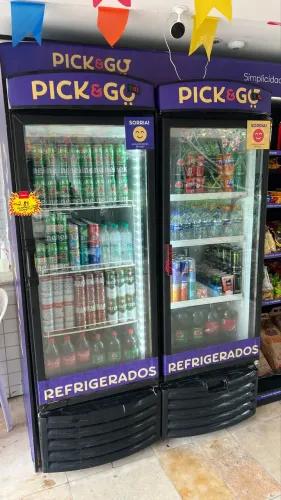 CERVEJEIRA E REFRIGERADOR EXPOSITOR (FREEZER)