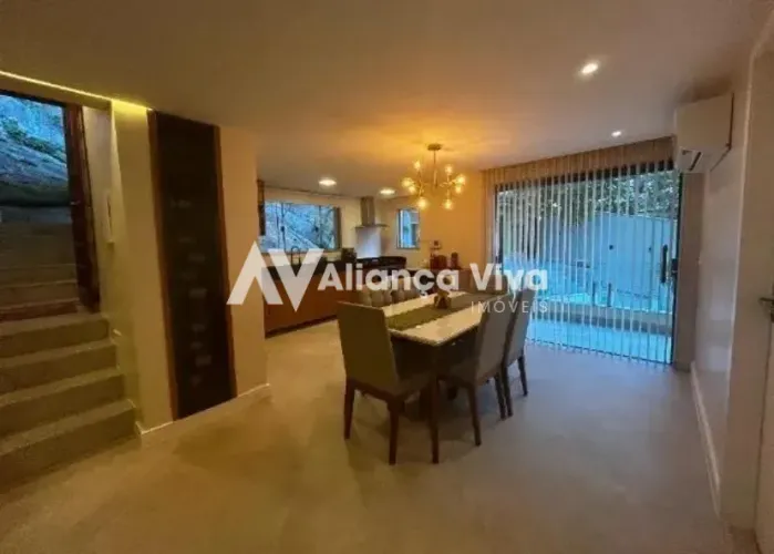 Botafogo | Casa 3 quartos, sendo 3 suites