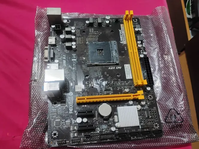 Placa mãe Biostar a320m