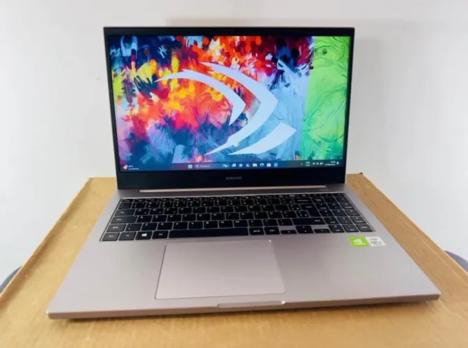 Notebook Samsung i5 10ªNvidia Mx110 16Gb Ram SSD 256Gb Nvme Rede5G