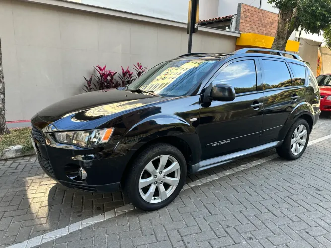 Mitsubishi Outlander 2.0 16V 160cv Aut. 2012