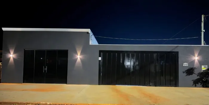 SALÃO COMERCIAL + CASA NOS FUNDOS