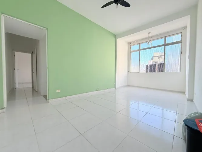 64 metros quadrados com 1 quarto, prédio frente mar com lazer, Aparecida - Santos - SP