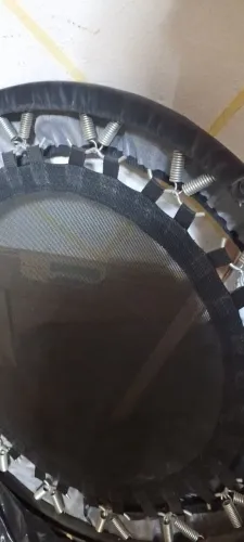 Trampolim 200 kilos.