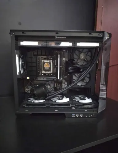 Pc gamar quase completo apenas falta duas peças pc AM5