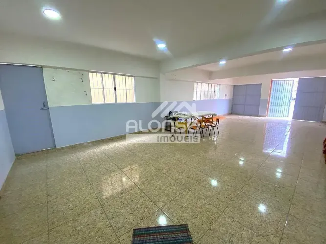 Prédio Comercial a Venda de 500m² - Pq Taboão - Excelente localização - NOVO !!!