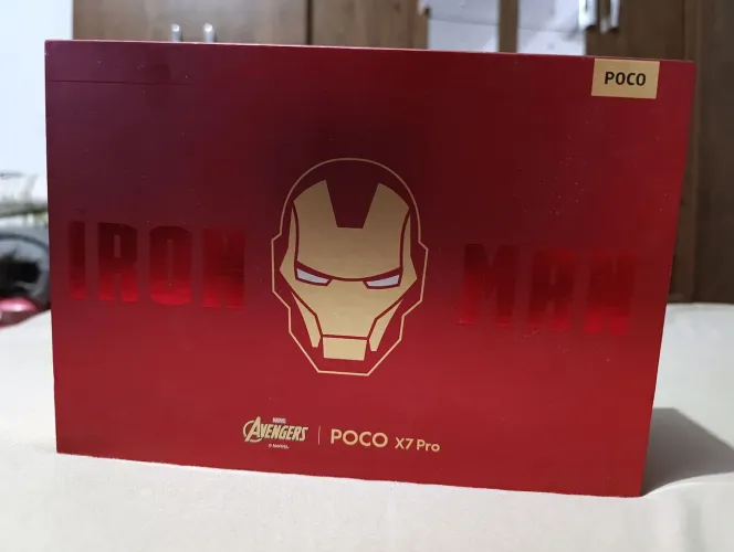 Vendo poco x7 pró edição especial homem de ferro
