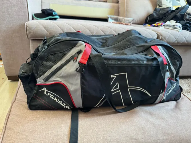 Mochila Arawaza tamanho M