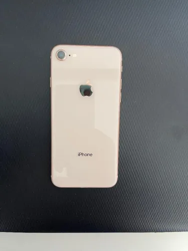 IPhone 8 64GB (semi novo)