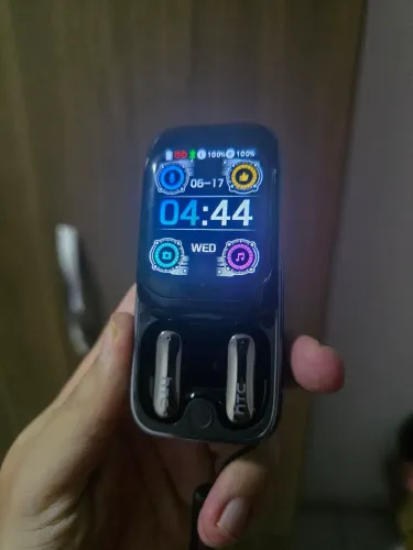 Fone de ouvido com telinha 