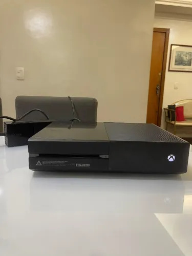 XBOX ONE FAT COM DEFEITO DO PLIM + FONTE ORIGINAL - LEIA A DESCRIÇÃO