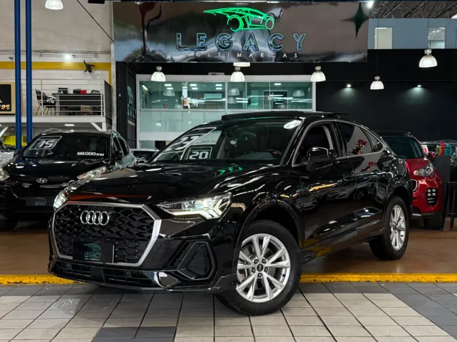 Audi Q3 Perf. Black 2.0 TFSI Tiptr. Quattro 2023