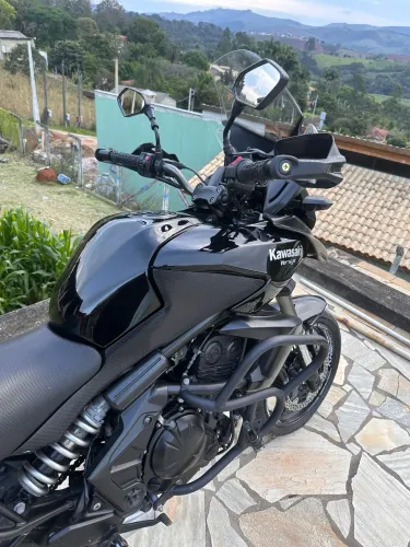 Versys 650 impecável