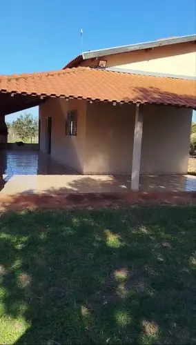 Vendo lindo rancho no km 11 em Pereira Barreto , com casa piscina e pomar pertinho do rio