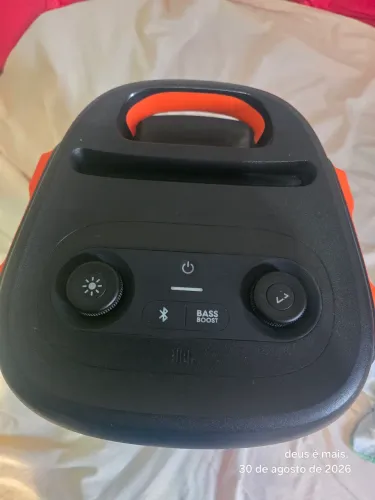 Vende.caixa jbl 100% original partybox 110.