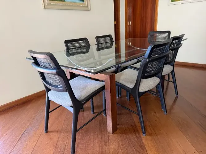 Mesa e 6 Cadeiras sala de jantar
