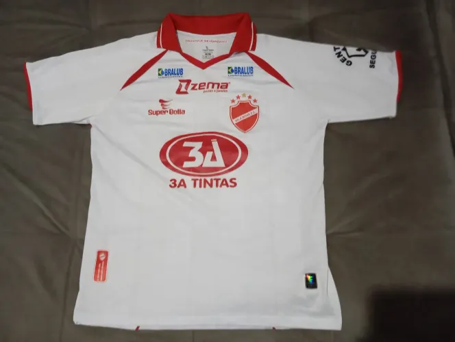 Troco camisa ano 2010 do Vila Nova por camisa antiga do Atlético paranaense