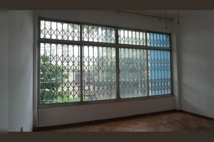 Apartamento à venda na Rua Professor Quintino do Vale, Estácio, Rio de Janeiro - RJ