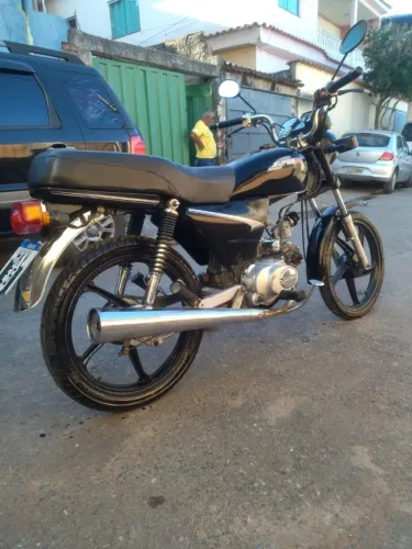 Vendo moto Dafra interessados chamar no privado ?