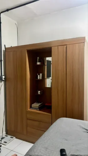 Guarda roupa casal