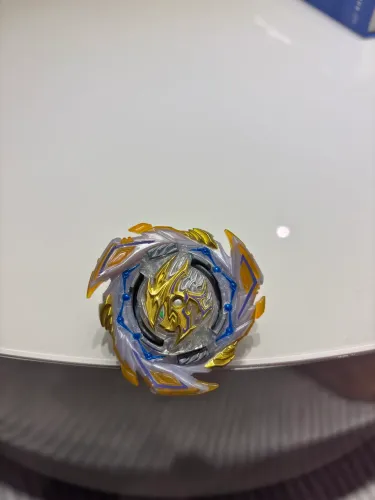 Beyblade Burst Takara Tomy Savior Perseus