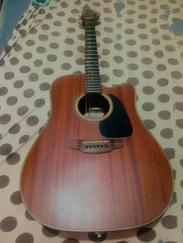 Violão Takamine