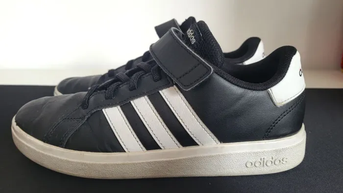 Tênis Adidas original menino