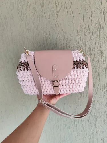 Bolsa de crochê.