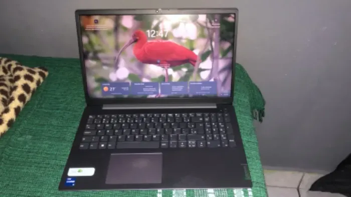 Notebook Lenovo IdeaPad 3 i5 11ª Geração | 8GB RAM | SSD 256GB | 15,6" Full t