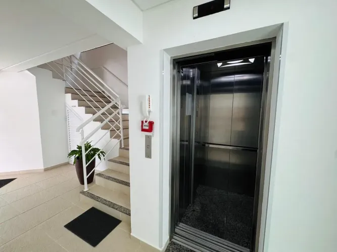 APARTAMENTO MOBILIADO A APENAS 300 METROS DO MAR EM PALMAS GOVERNADOR CELSO RAMOS/SC