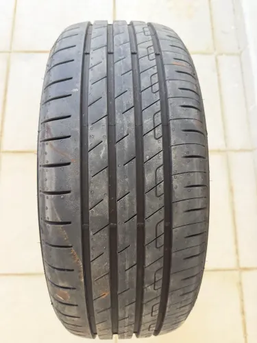 Pneu Goodyear Eagle touring - Com 2.000 km rodados