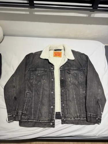 Jaqueta Levis
