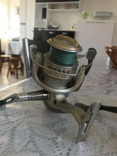 Shimano 4000