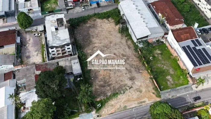 Terreno Comercial - 3.200 m² - Flores - TRV366