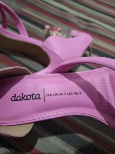 Sandália salto alto Dakota