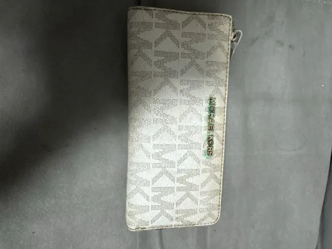 Carteira Michael Kors Original Monograma Bege | Zíper Dourado