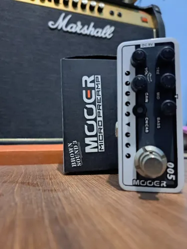 Pedal Mooer 005 Micro Preamp Brown Sound 3 - Simul Evh 5150