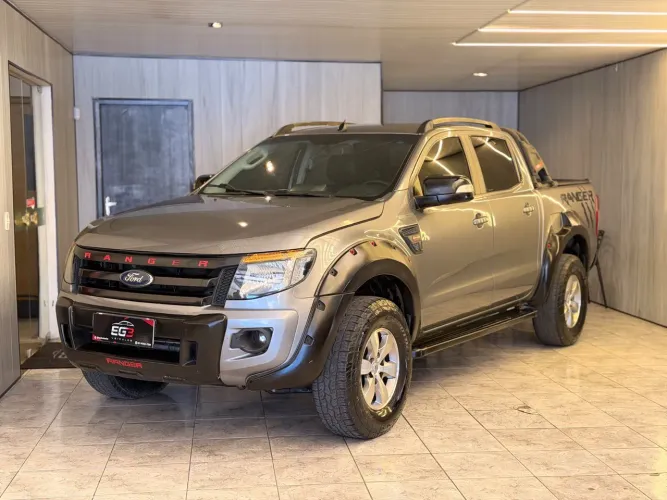 Ford Ranger XLS 2.5 16V 4X2 CD Flex 2013