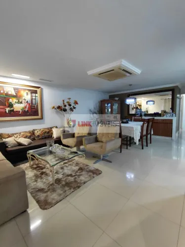 Apartamento de 4 Suítes à Venda em Jardim da Penha, Vitória - 281m²