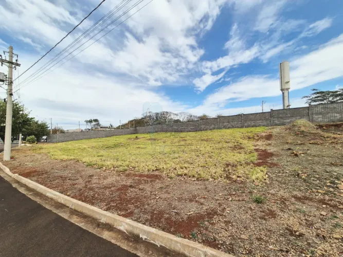 Terreno de 295m² à venda em condomínio - Loteamento Santa Marta