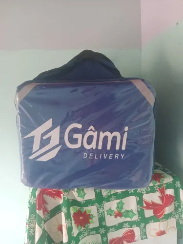 Vendo bag usada poucas vezes ?