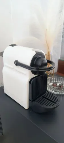 Cafeteira Nespresso C40 para monocápsulas